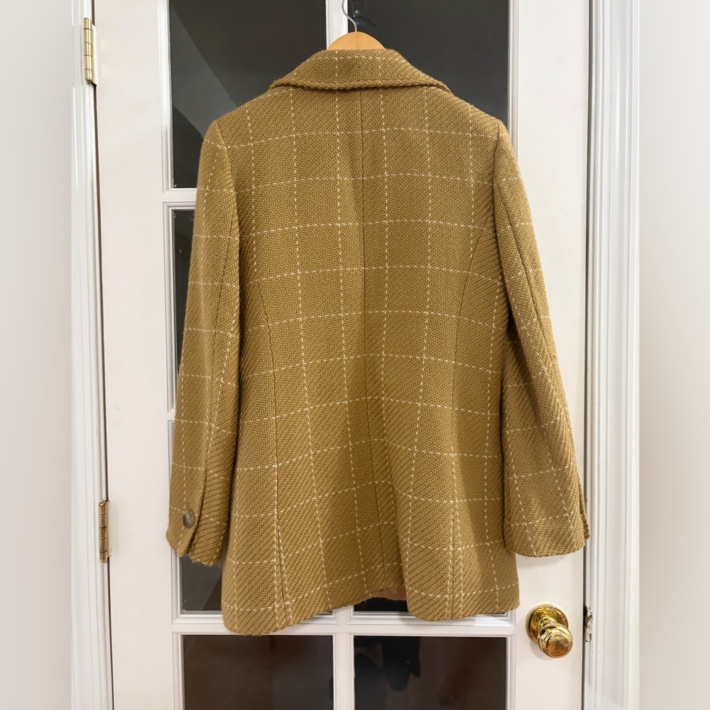 Ann Taylor wool Blend Coat - Size 8 - tan color - Picture 2 of 6